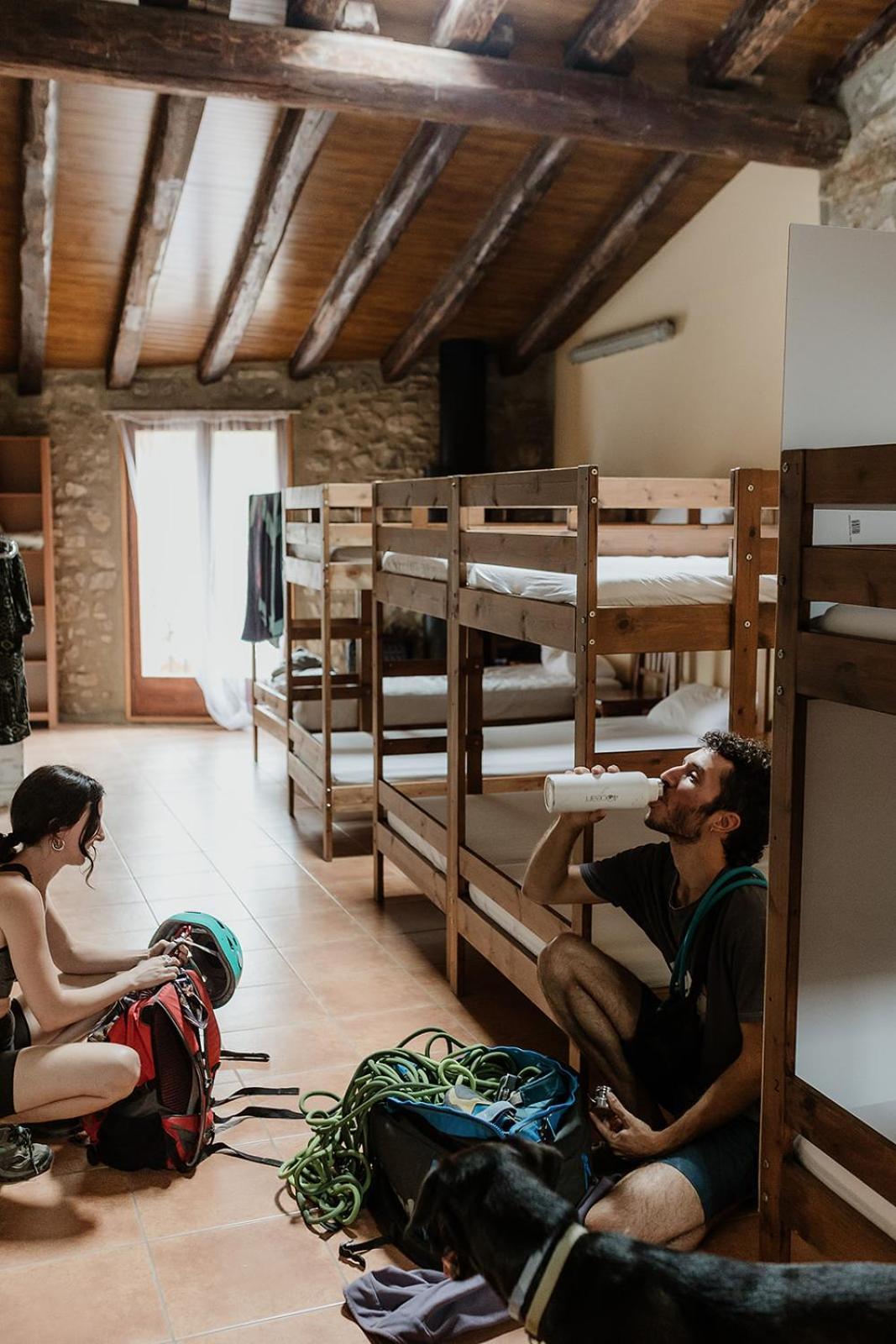 El Refugi Hostel Arboli ภายนอก รูปภาพ